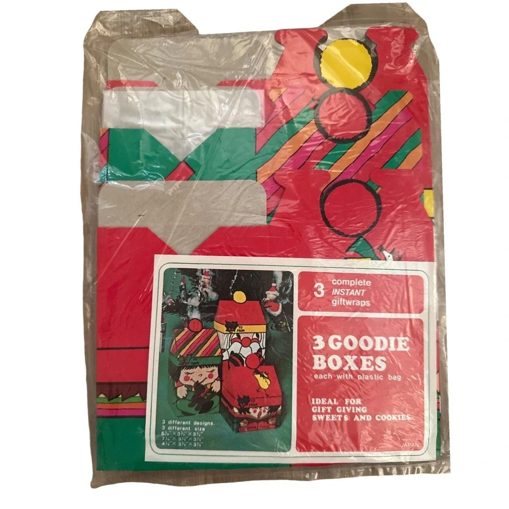 Christmas Goodie Boxes 3 Instant Gift Wraps Cookie Containers Japan NOS Vintage
